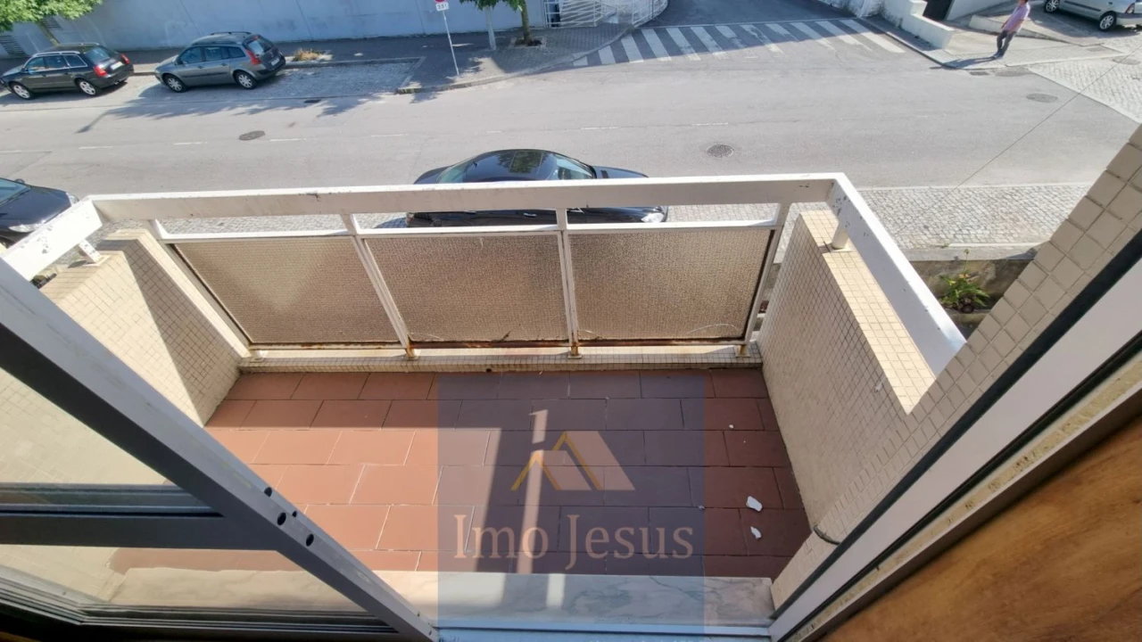 Apartamento T3 para Venda em Mafamude e Vilar do Paraíso Foto 4