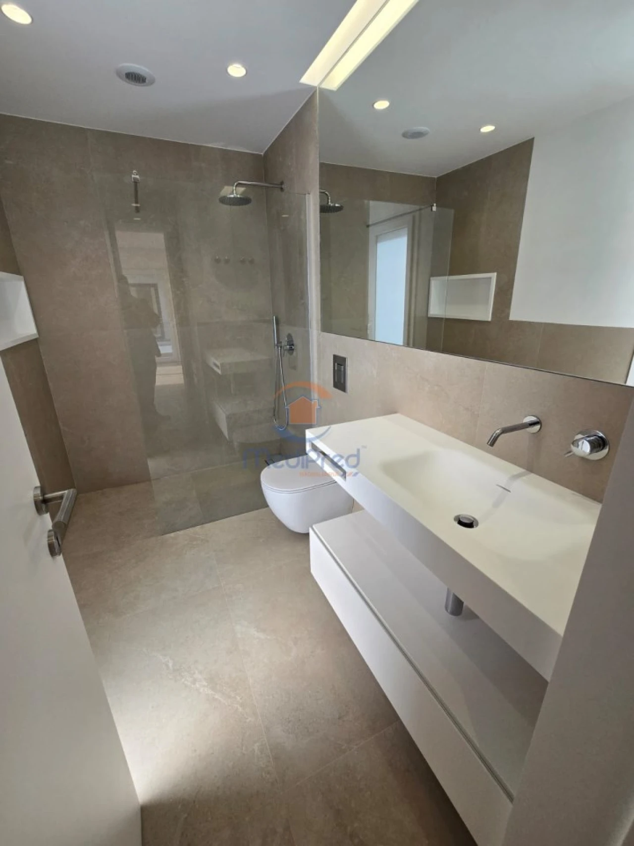 Apartamento T3 para Venda em Pontinha e Famões Foto 7