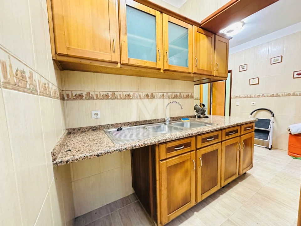 Apartamento T3 para Venda em Darque Foto 3