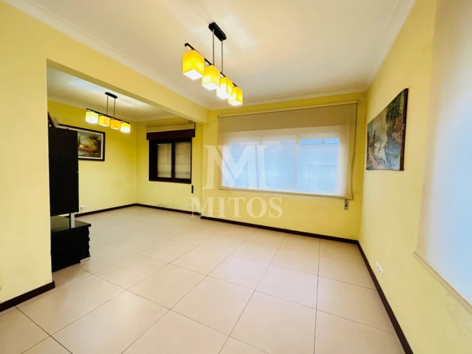 Apartamento T3 para Venda em Darque Foto 5