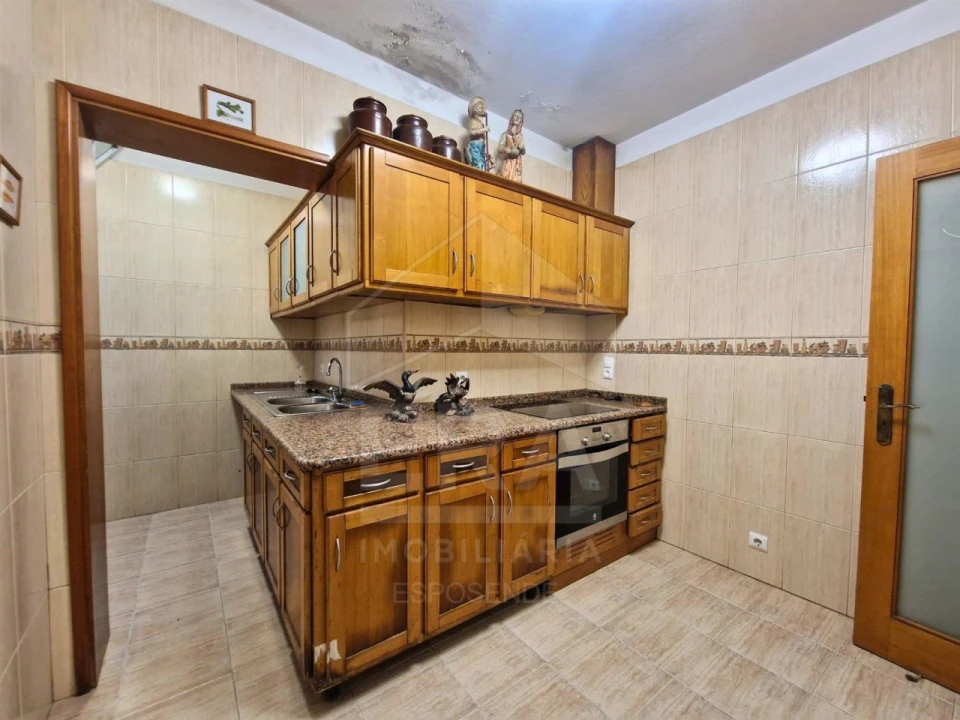 Apartamento T3 para Venda em Darque Foto 4