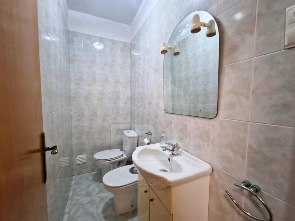 Apartamento T3 para Venda em Darque Foto 12