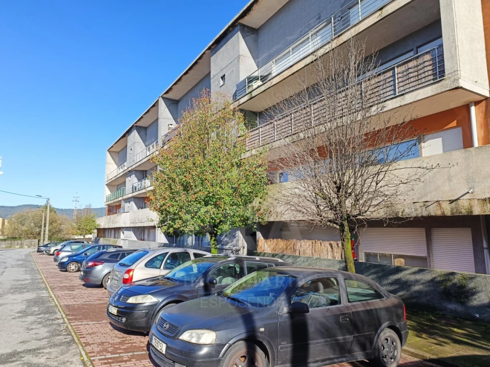 Apartamento T2 para Venda em Darque Foto 1