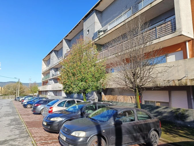 Apartamento T2 para Venda em Darque Foto 1