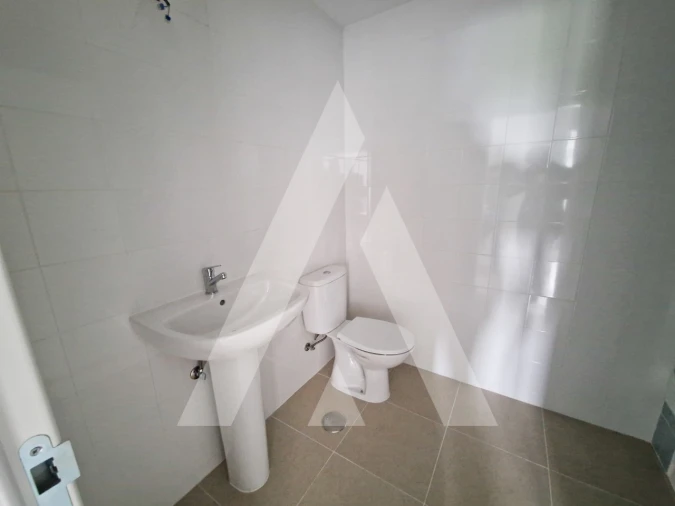 Apartamento T3 para Arrendamento em Aradas Foto 10
