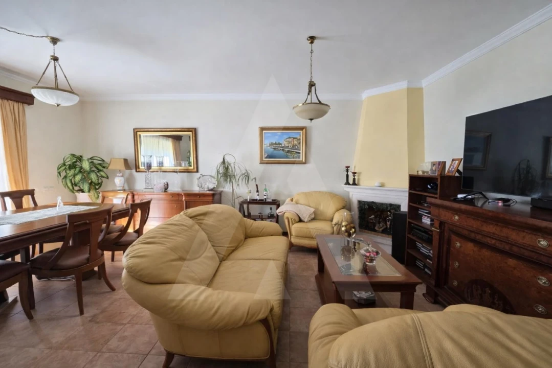 Moradia T4 para Venda em Eixo e Eirol Foto 9