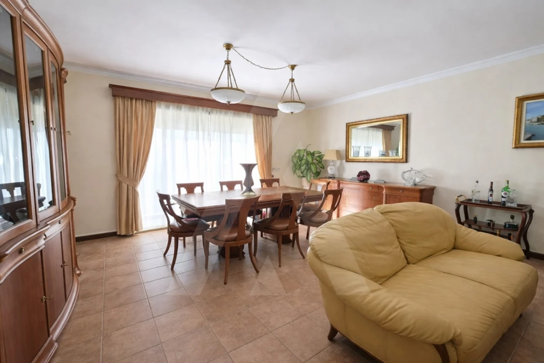 Moradia T4 para Venda em Eixo e Eirol Foto 2