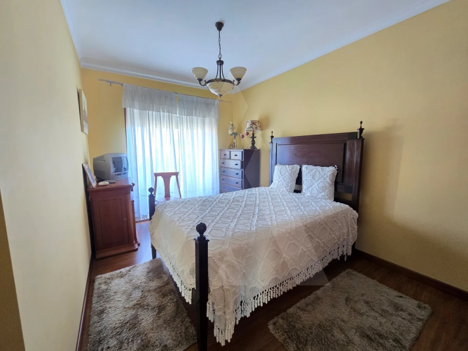 Moradia T4 para Venda em Eixo e Eirol Foto 17