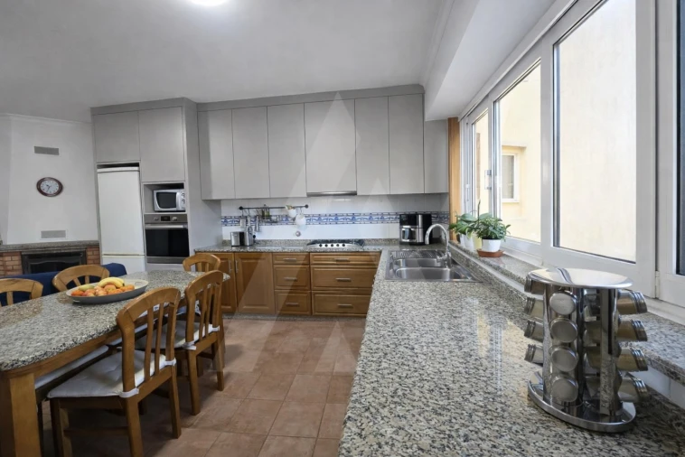 Moradia T4 para Venda em Eixo e Eirol Foto 5