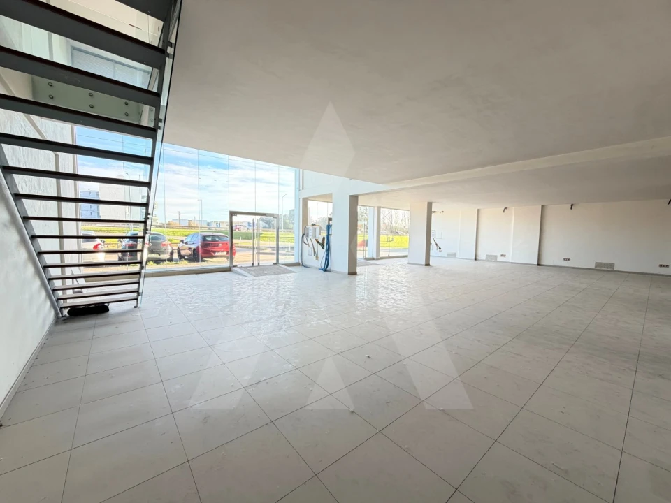 Loja para Arrendamento em Glória e Vera Cruz Foto 10