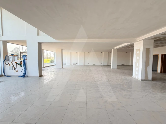 Loja para Arrendamento em Glória e Vera Cruz Foto 11