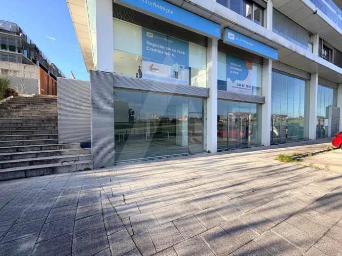 Loja para Arrendamento em Glória e Vera Cruz Foto 19