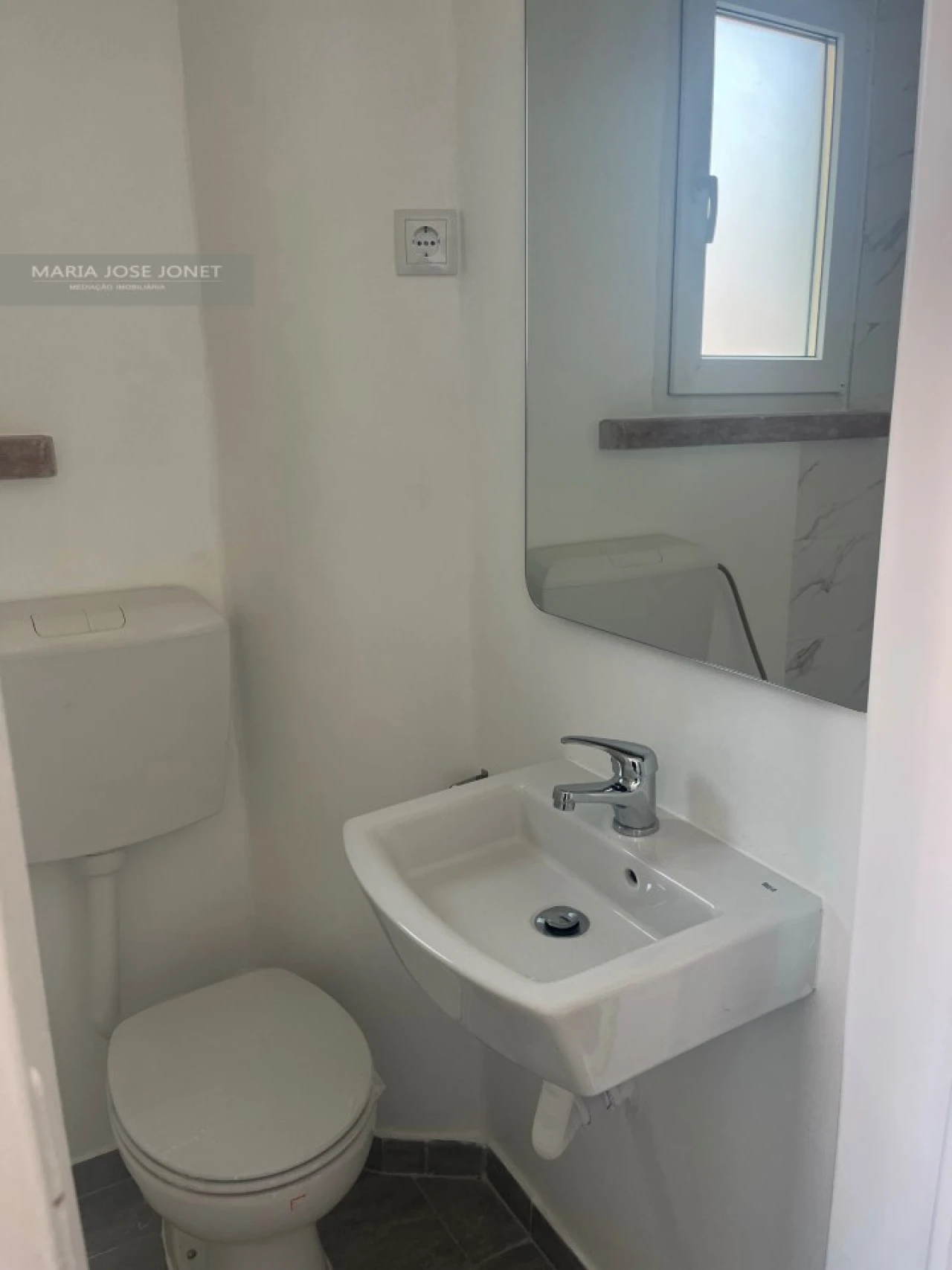 Apartamento T4 para Arrendamento em Campo de Ourique Foto 12