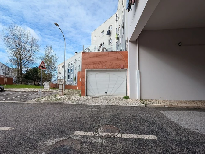 Apartamento T2 para Venda em Venteira Foto 6