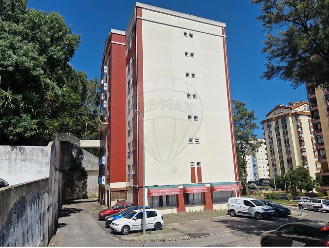 Apartamento T2 para Venda em Algueirão-Mem Martins Foto 15