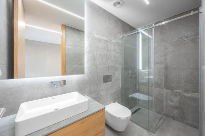 Moradia T4 para Venda em A dos Cunhados e Maceira