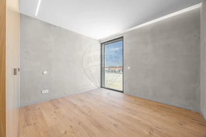 Moradia T4 para Venda em A dos Cunhados e Maceira
