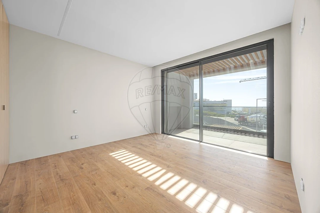 Moradia T4 para Venda em A dos Cunhados e Maceira Foto 7