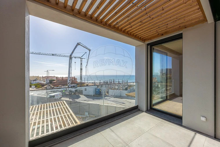 Moradia T4 para Venda em A dos Cunhados e Maceira Foto 9