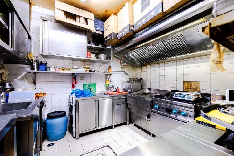 Negócio para Venda em Santa Maria Maior Foto 11