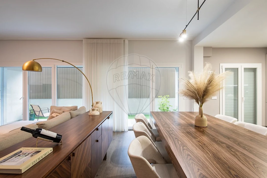 Apartamento T2 para Venda em Vila Franca de Xira Foto 8