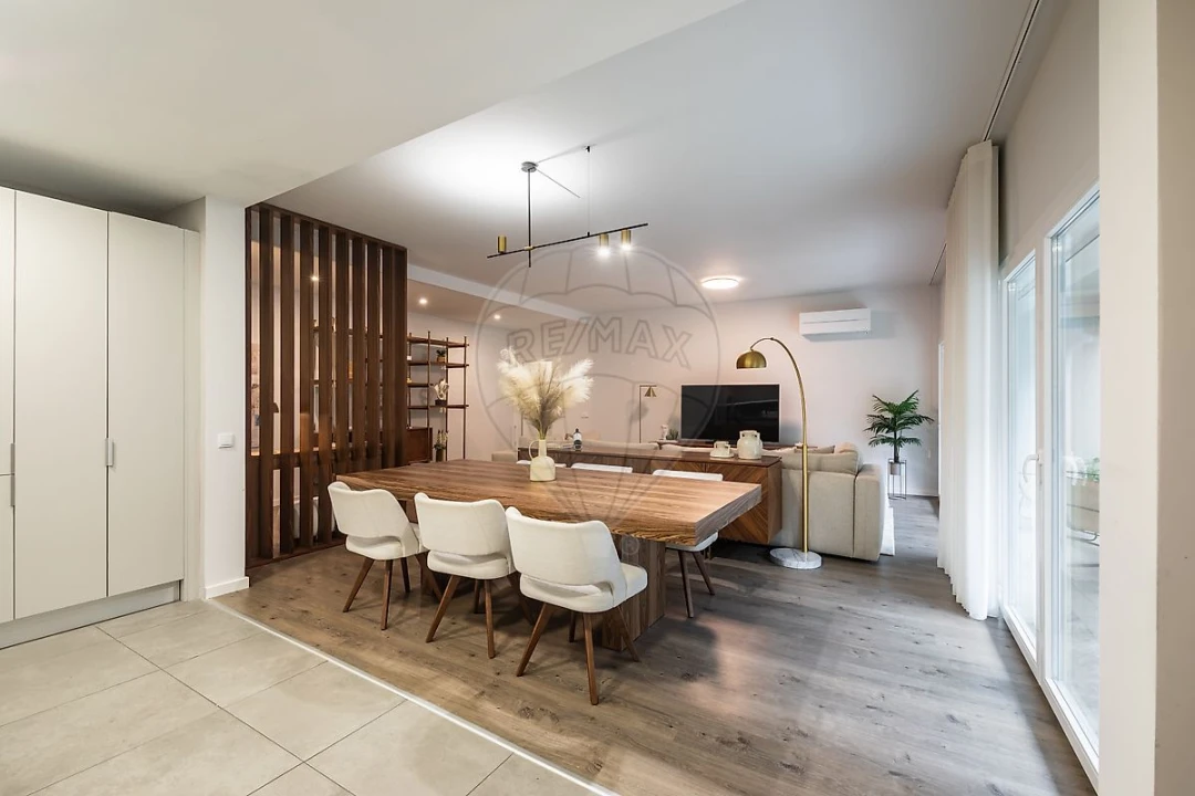 Apartamento T2 para Venda em Vila Franca de Xira Foto 3