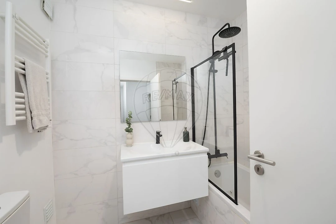 Apartamento T2 para Venda em Vila Franca de Xira Foto 29