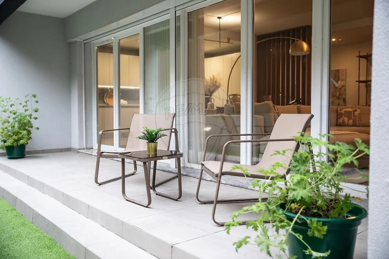 Apartamento T2 para Venda em Vila Franca de Xira Foto 18