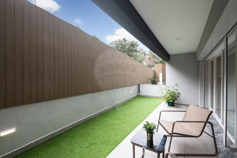 Apartamento T2 para Venda em Vila Franca de Xira Foto 16