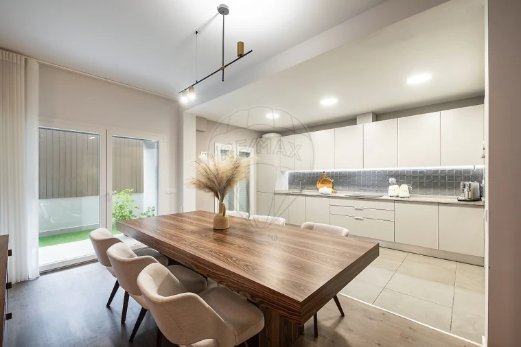 Apartamento T2 para Venda em Vila Franca de Xira Foto 5