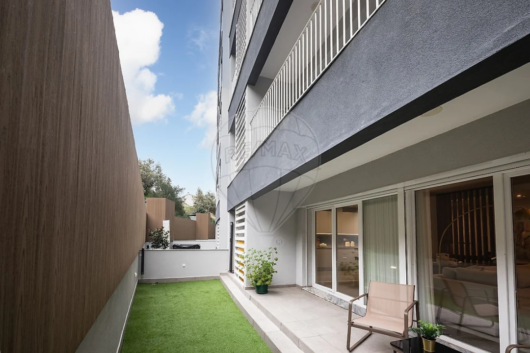 Apartamento T2 para Venda em Vila Franca de Xira Foto 17