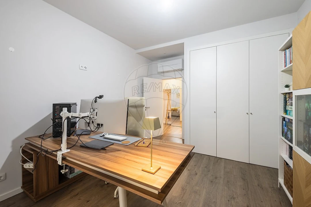 Apartamento T2 para Venda em Vila Franca de Xira Foto 28