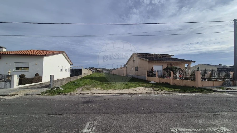 Terreno para Venda em Gafanha do Carmo Foto 1