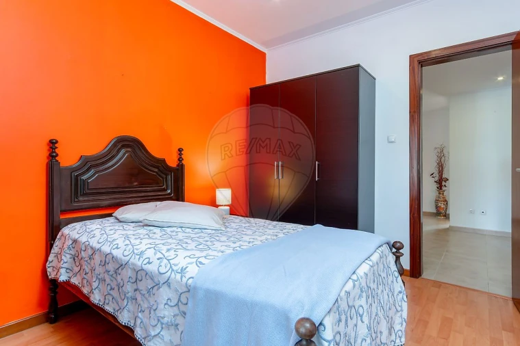 Apartamento T3 para Venda em Seixal, Arrentela e Aldeia de Paio Pires Foto 4