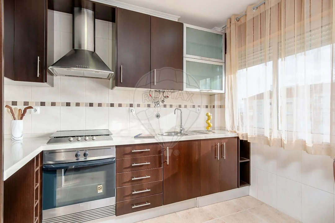 Apartamento T3 para Venda em Seixal, Arrentela e Aldeia de Paio Pires Foto 25