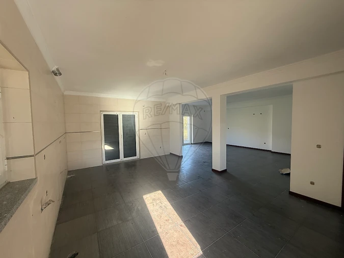 Moradia T7 para Venda em Teixoso e Sarzedo Foto 24