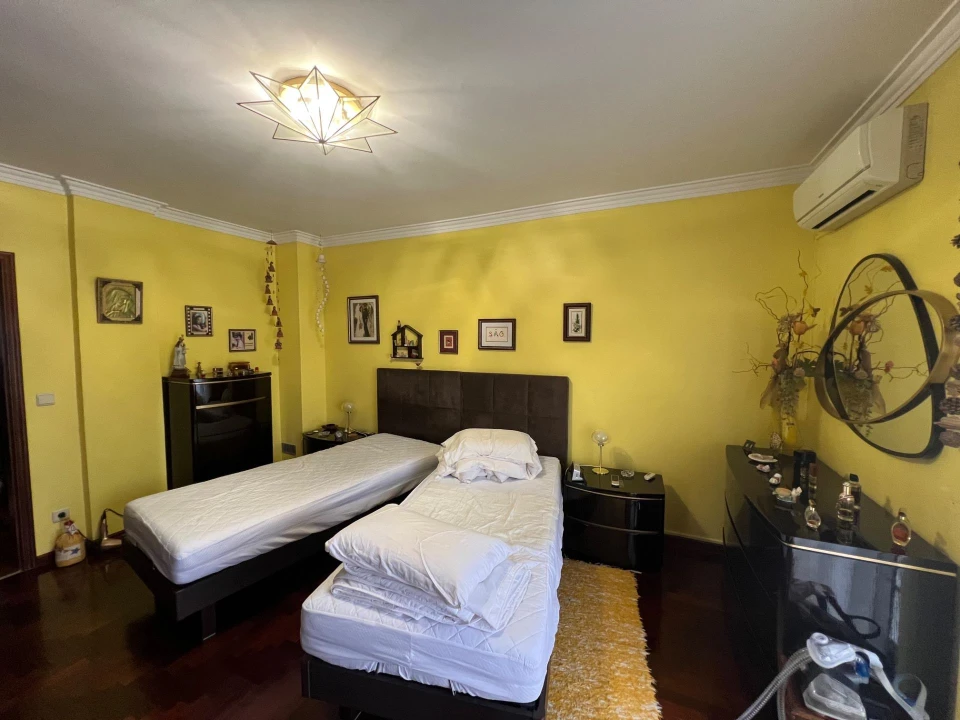 Moradia T3 para Venda em Corroios Foto 14