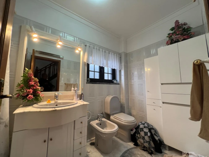 Moradia T3 para Venda em Corroios Foto 17