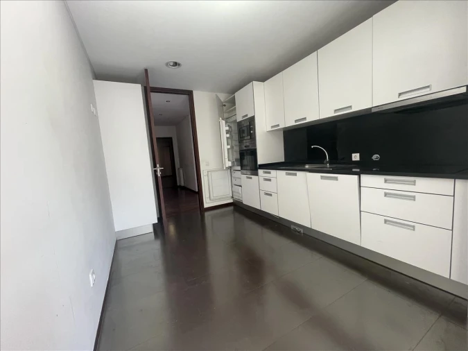 Apartamento T2 para Venda em Bonfim Foto 11