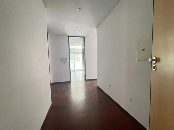 Apartamento T2 para Venda em Bonfim Foto 9