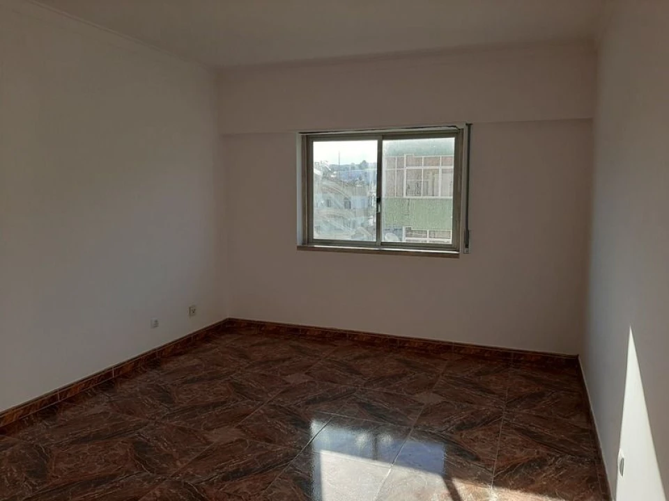 Apartamento T2 para Venda em Cacém e São Marcos Foto 12