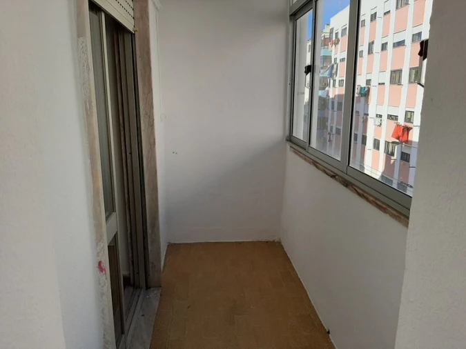 Apartamento T2 para Venda em Cacém e São Marcos Foto 7