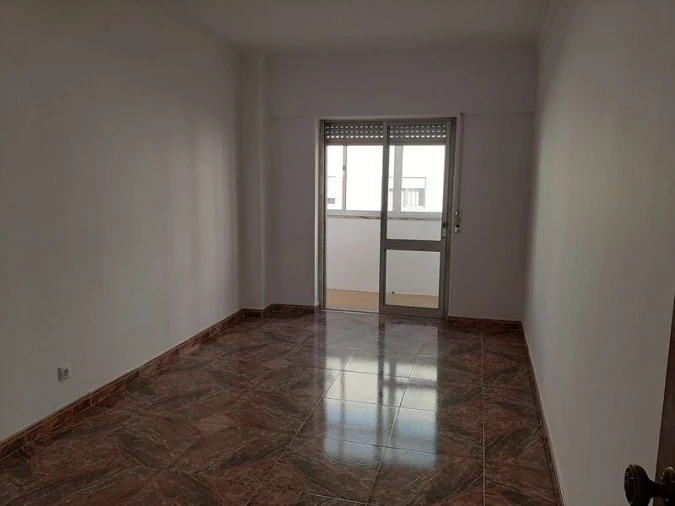 Apartamento T2 para Venda em Cacém e São Marcos Foto 8