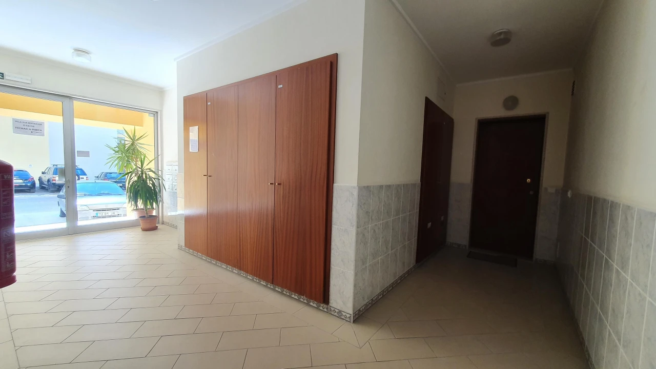 Apartamento T2 para Venda em Barreiro e Lavradio Foto 4