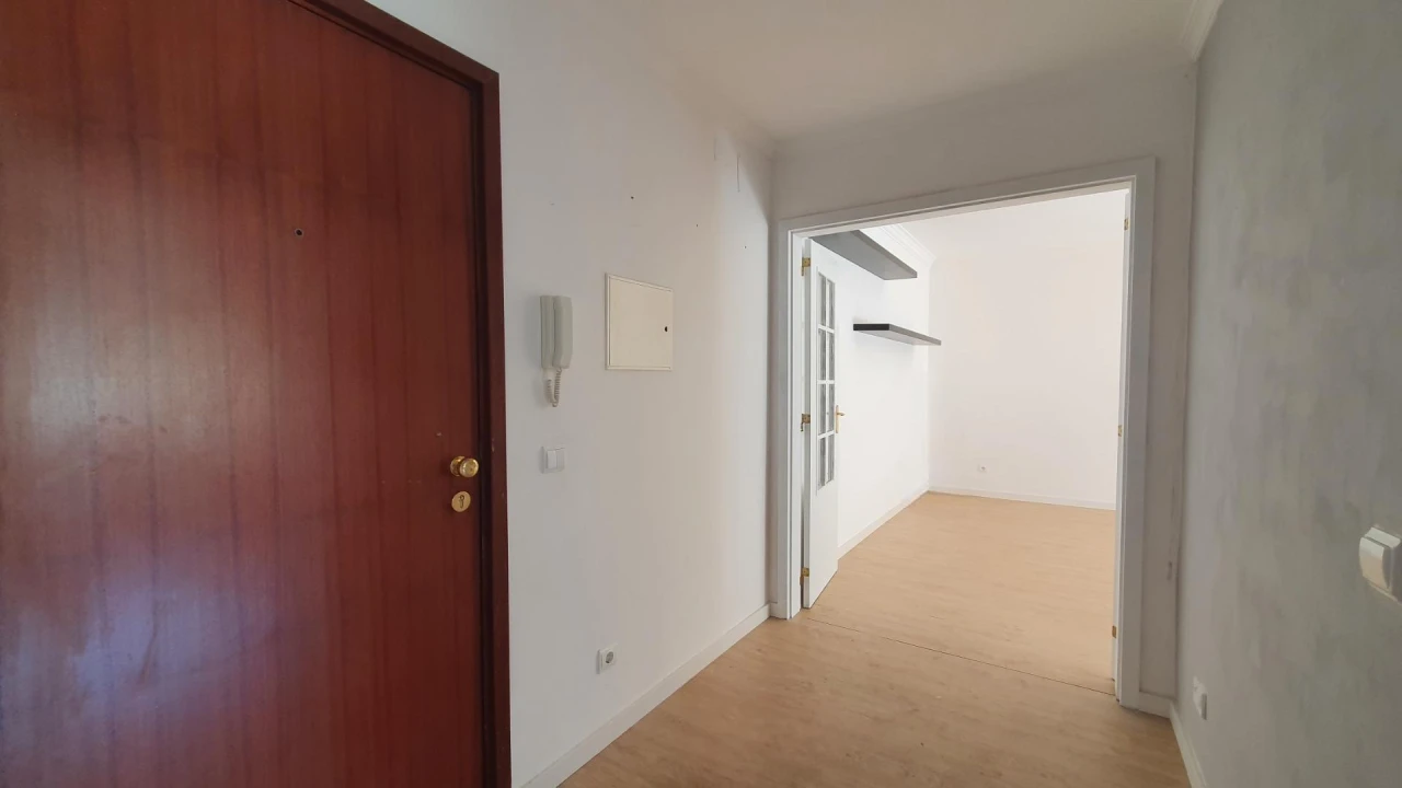 Apartamento T2 para Venda em Barreiro e Lavradio Foto 6