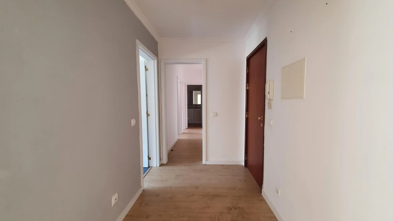 Apartamento T2 para Venda em Barreiro e Lavradio Foto 7