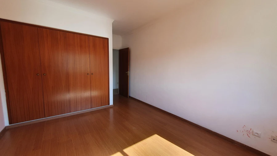 Apartamento T2 para Venda em Barreiro e Lavradio Foto 17