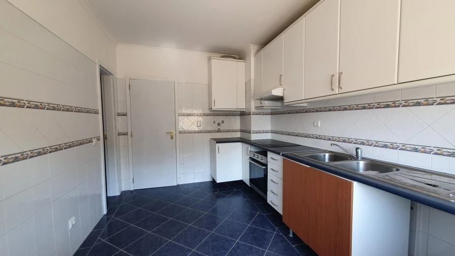 Apartamento T2 para Venda em Barreiro e Lavradio Foto 12