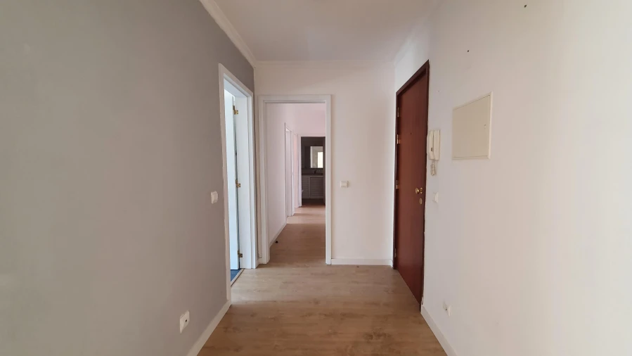 Apartamento T2 para Venda em Barreiro e Lavradio Foto 7