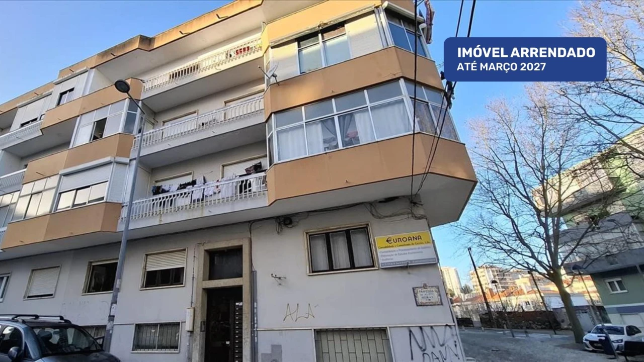 Apartamento T1 para Venda em Cacém e São Marcos Foto 1